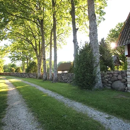 Puhkemaja 2